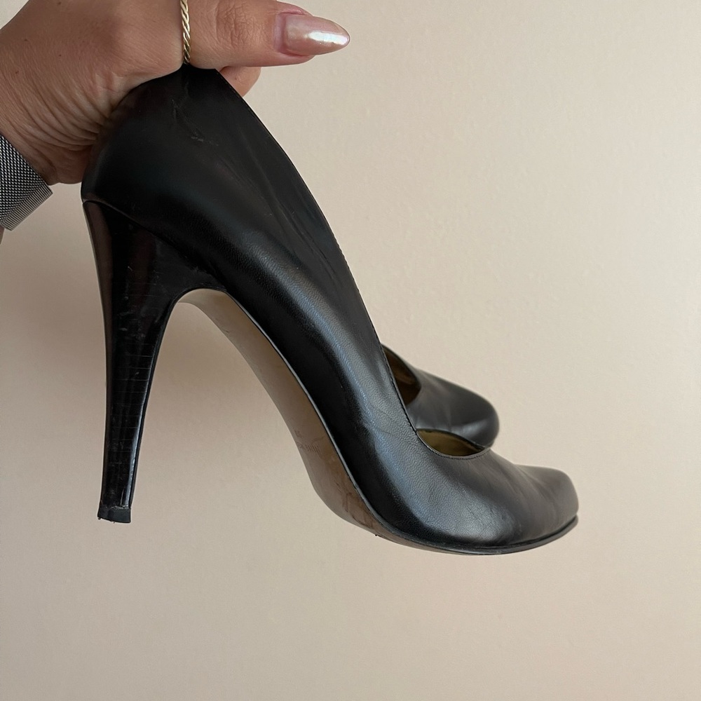 Nine West pumps- classic